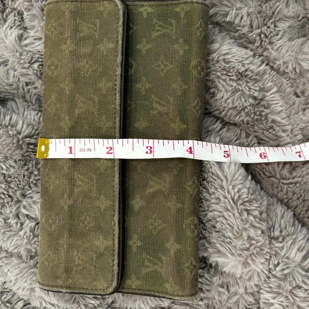 Louis Vuitton Mini Lin Wallet - Women | Color: Green - Picture 10 of 15